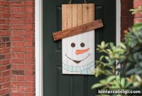 How to Make a Rustic Snowman Door Hanger