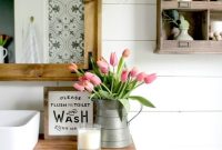 Farmhouse Bathroom Essentials: Key Design Elements