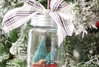 How to Make a Mason Jar Snow Globe Ornament