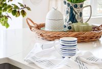 Colorful Spring Kitchens, Cozy Bedroom Makeovers and Decor Ideas