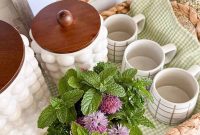 Summer Decor Ideas: Flat Surface Styling and Bedroom Refresh