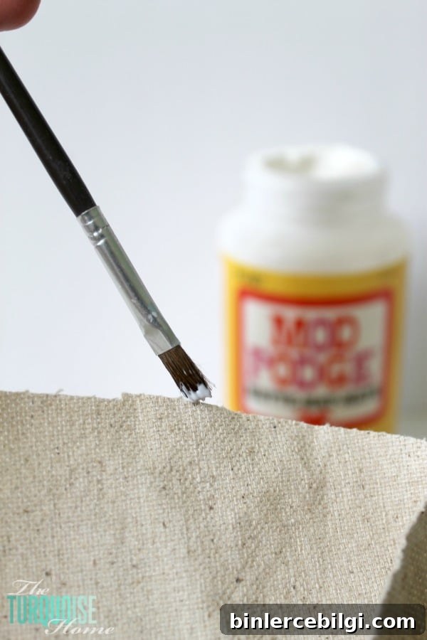How to Keep Burlap or Canvas from Fraying