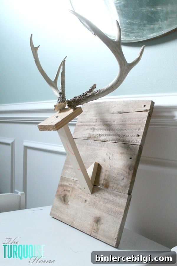 DIY Plush Deer Head | TheTurquoiseHome.com