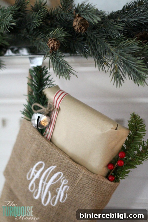 A Traditional Christmas Home Tour at TheTurquoiseHome.com