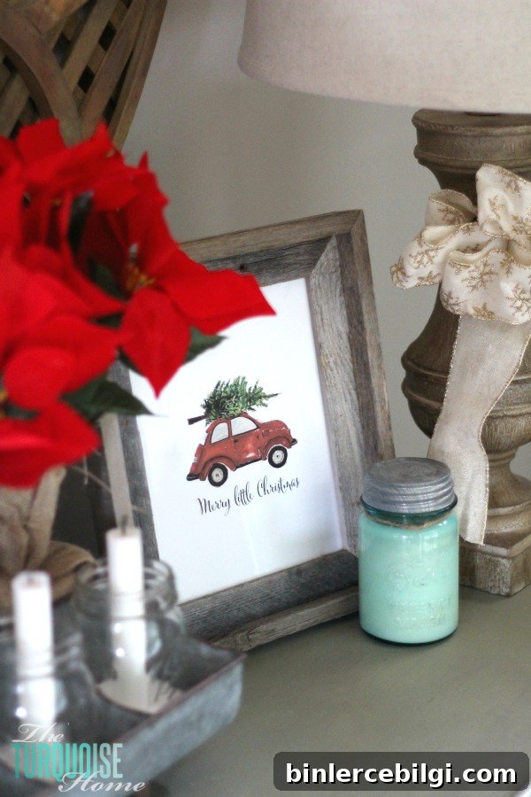 A Traditional Christmas Home Tour at TheTurquoiseHome.com