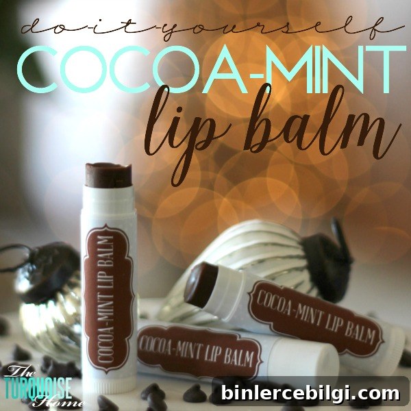 Homemade Cocoa-Mint Lip Balm Recipe with Free Printable Labels 3 Luxurious Cocoa-Mint Lip Balm ingredients and finished tubes