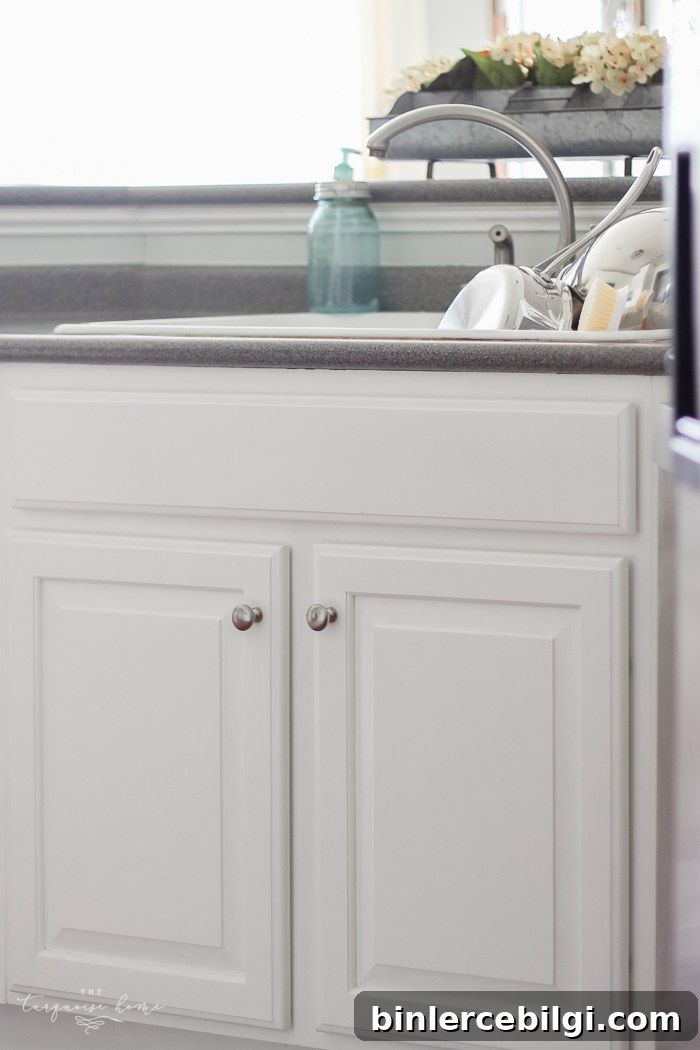How to Measure and Install Cabinet Pulls Precisely 10 Installing cabinet hardware can be intimidating! This simple trick makes installing new cabinets pulls so easy!