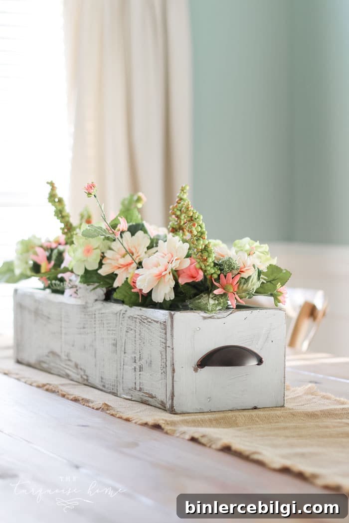 DIY Farmhouse Wooden Box Centerpiece