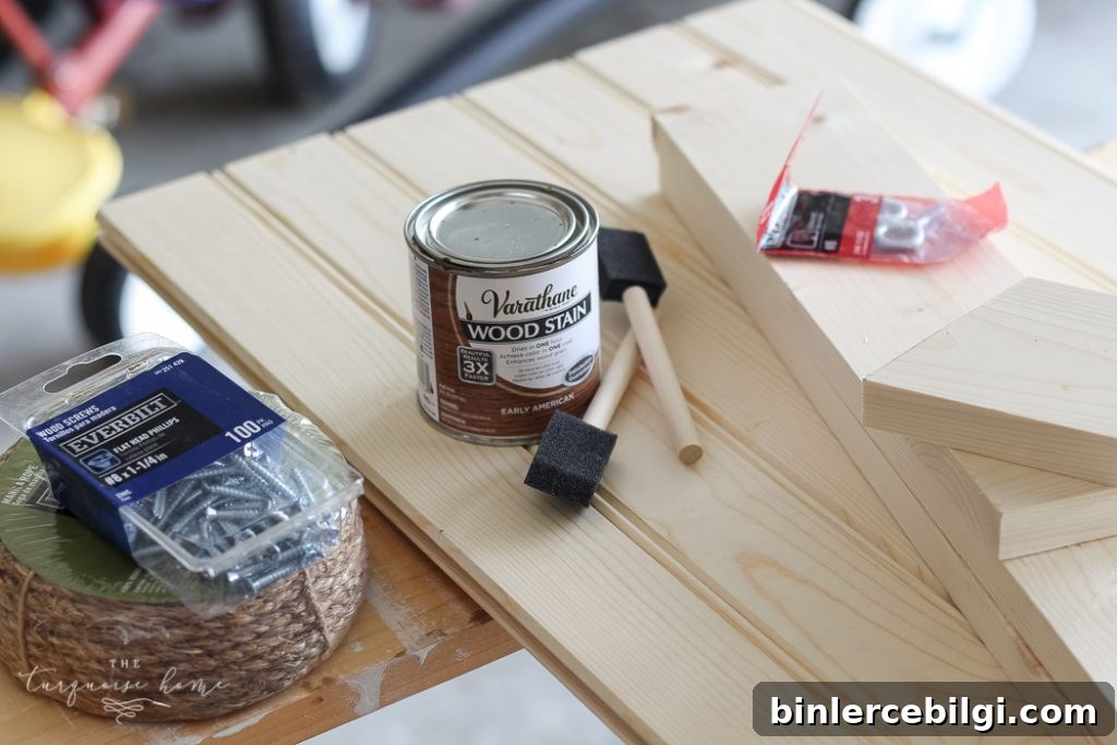 DIY Rustic Snowman Door Hanger #dihworkshop