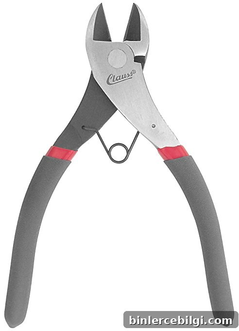 Floral wire cutters are a definitely must-have tool for the Crafter! | Top 15 Best Gifts for the Beginner DIYer
