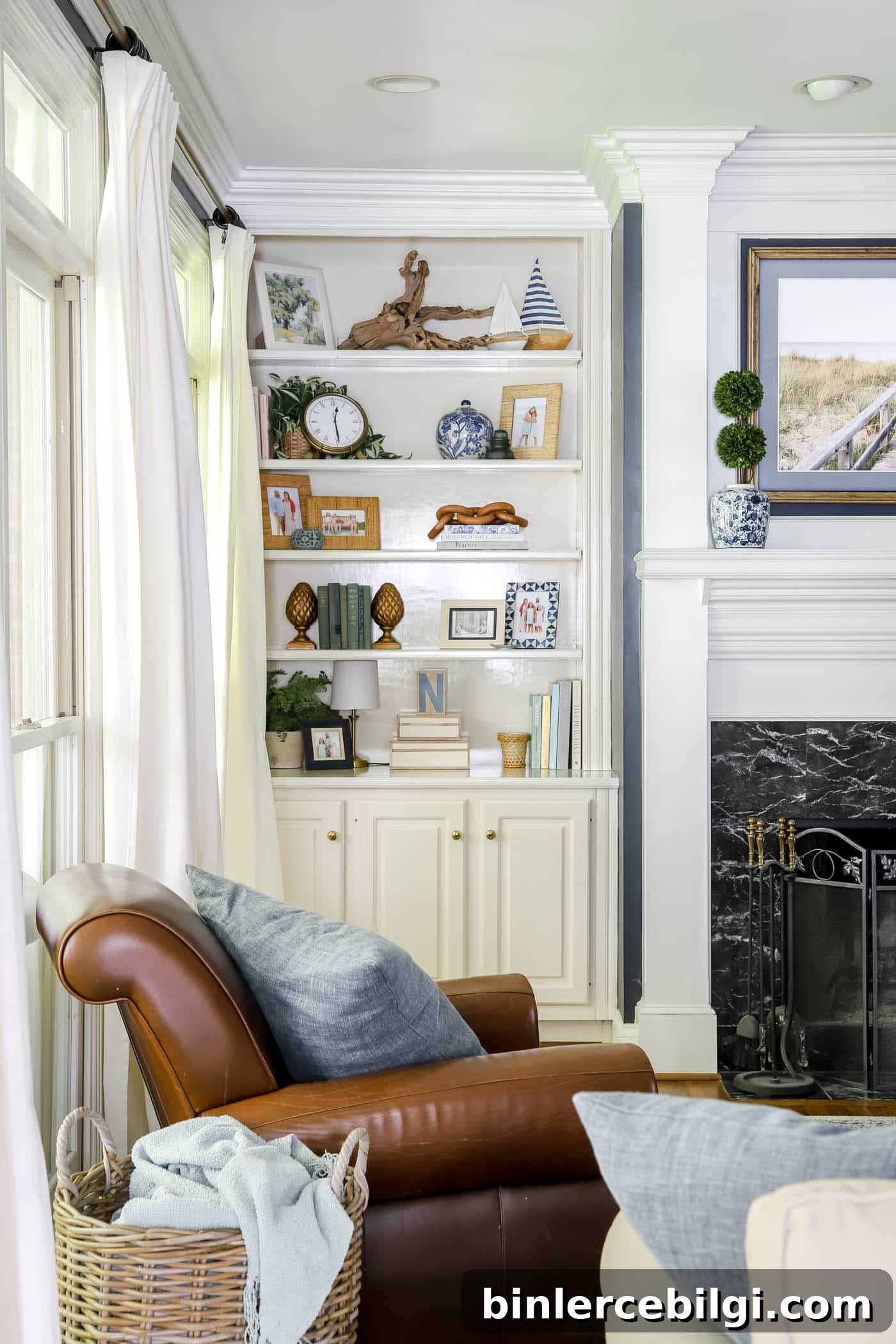 summer living room decor