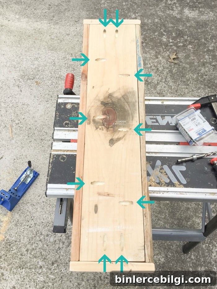 I'm in love!! I'm going to make this project ASAP! DIY Farmhouse Wooden Box Centerpiece | Kreg Jig | Woodworking | Rustic Home Decor | Farmhouse Decor