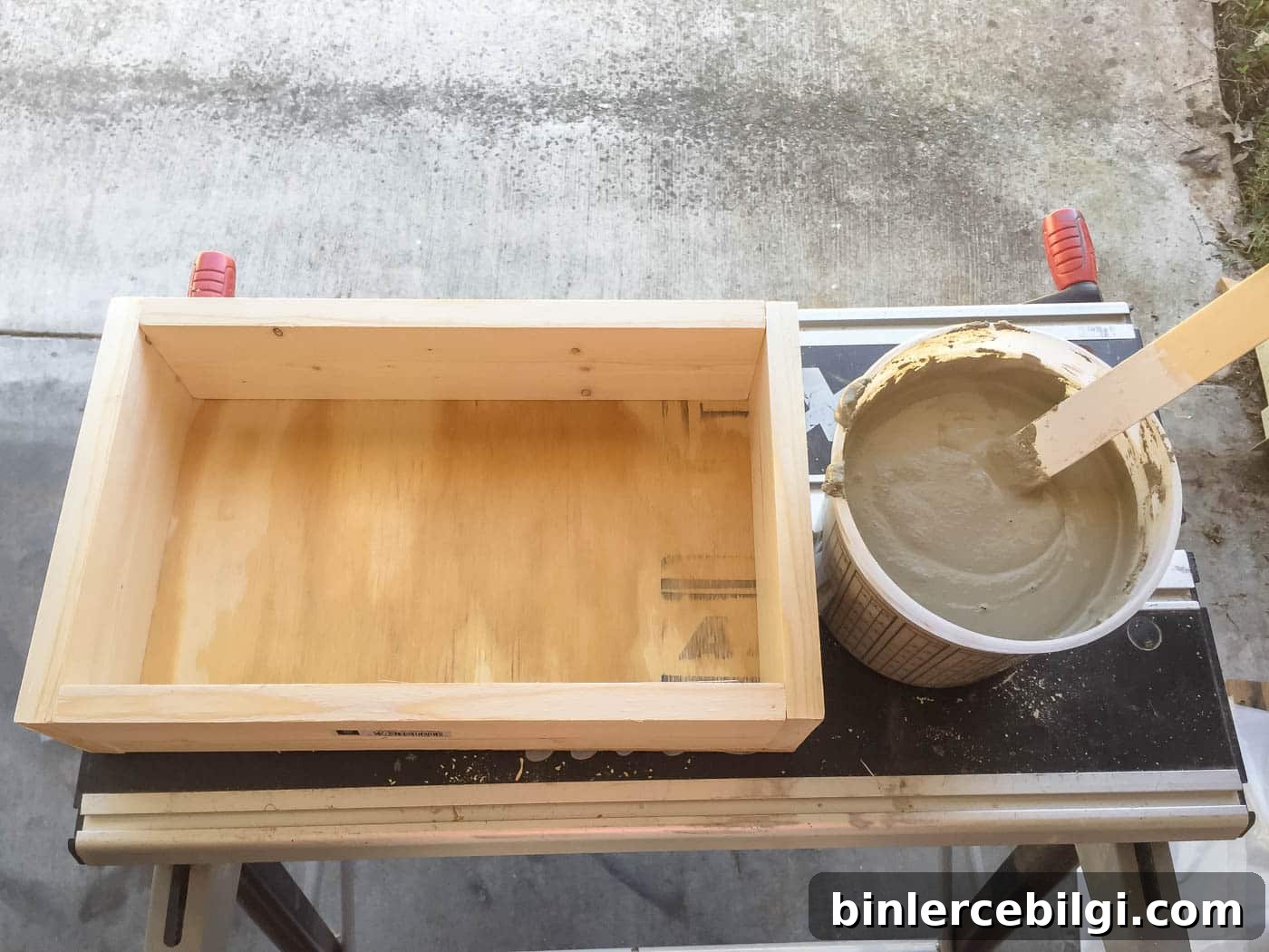 mixed concrete to make a tray.