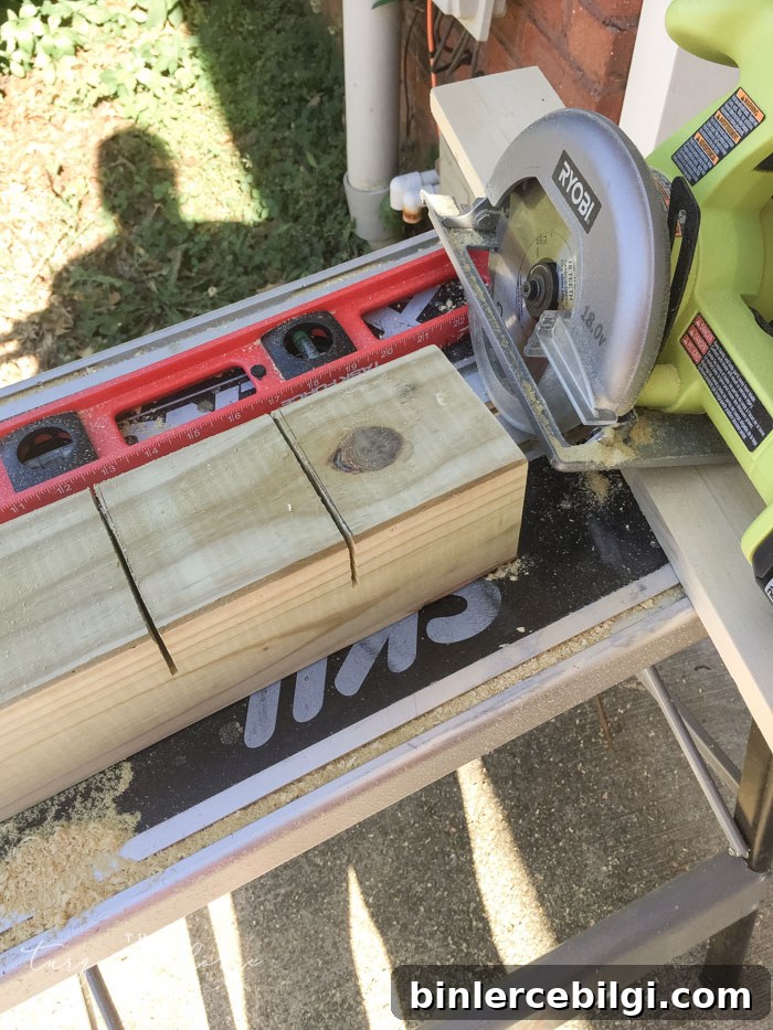 Amazing!! Build this DIY Farmhouse Bench for less than $40!