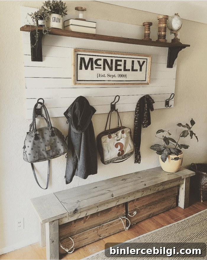 Great, simple mudroom ideas with hooks, a bench and baskets!