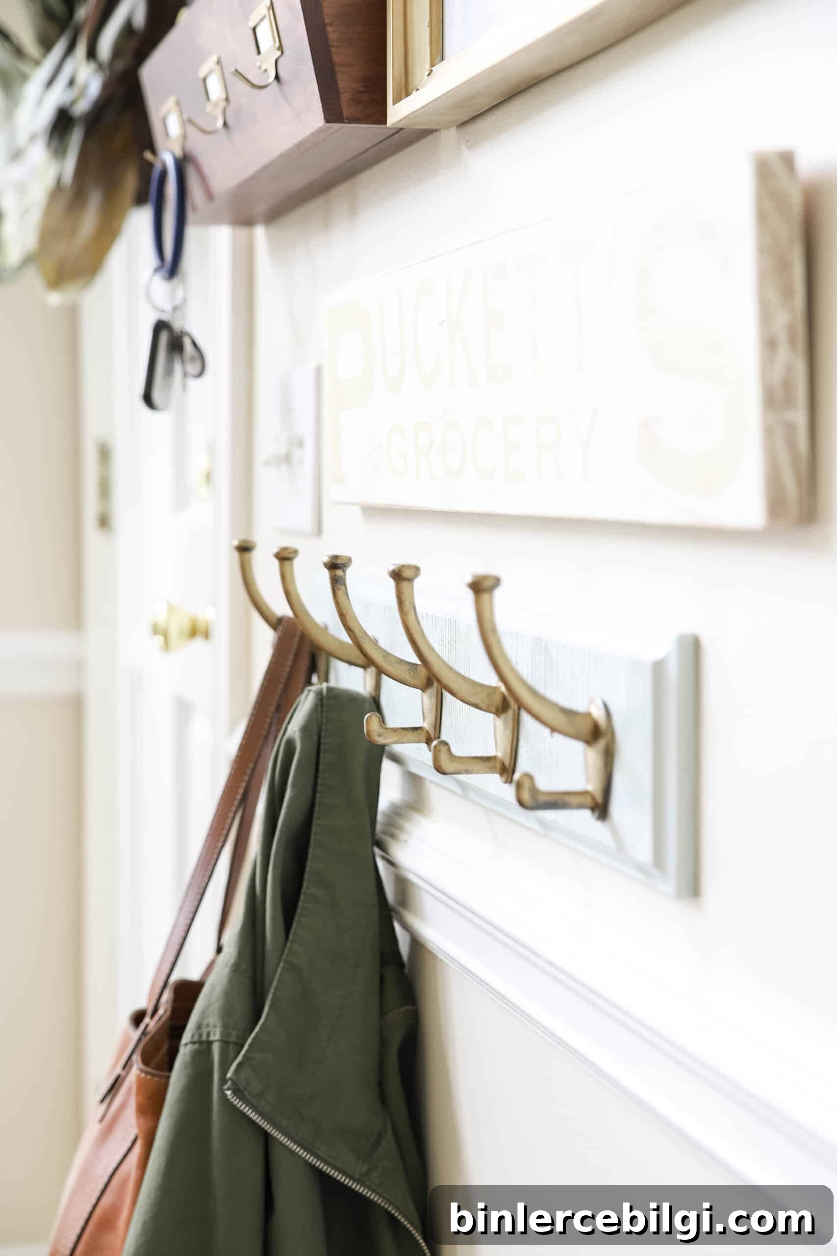 wall hooks in mudroom