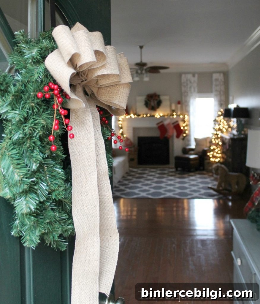 Christmas Home Tour 2013: Pretty in Plaid