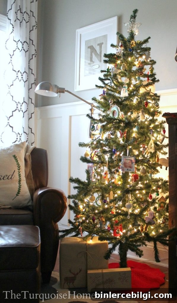 Christmas Home Tour 2013: Pretty in Plaid