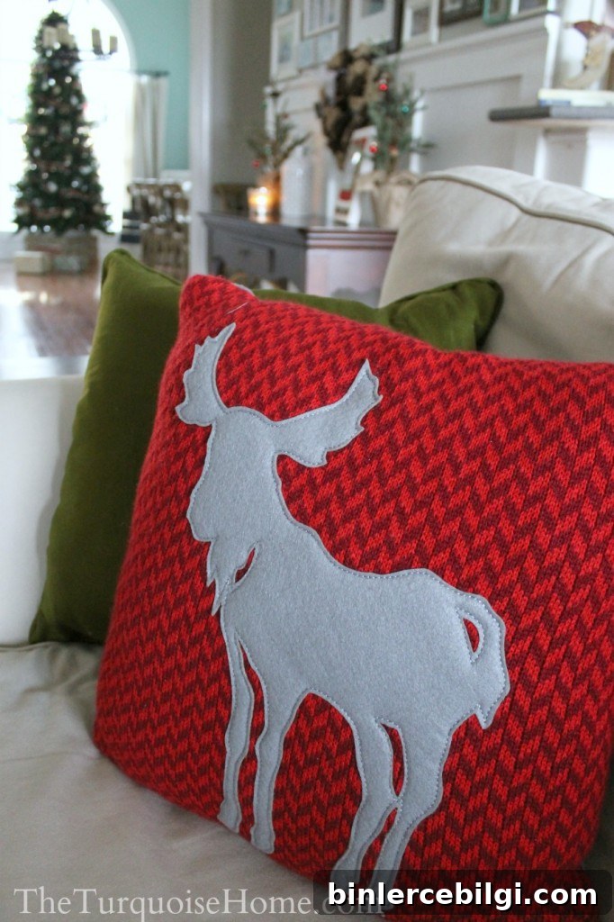 Christmas Home Tour 2013: Pretty in Plaid