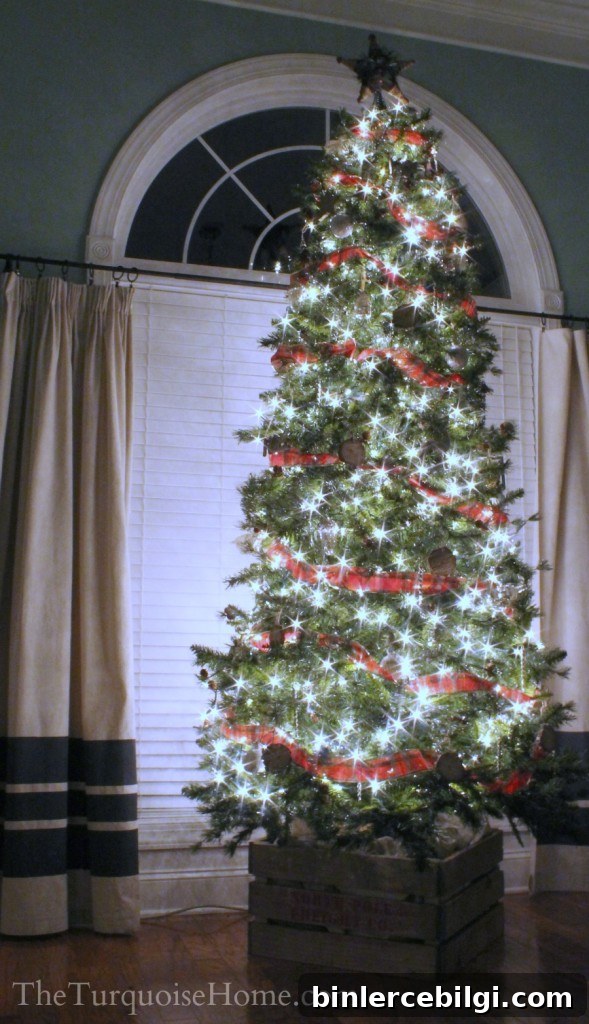 Christmas Home Tour 2013: Pretty in Plaid
