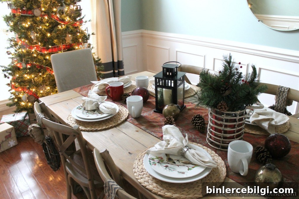 Christmas Home Tour 2013: Pretty in Plaid - find all the details at TheTurquoiseHome.com