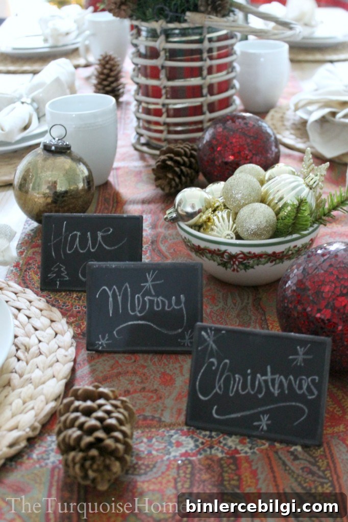 Christmas Home Tour 2013: Pretty in Plaid - find all the details at TheTurquoiseHome.com