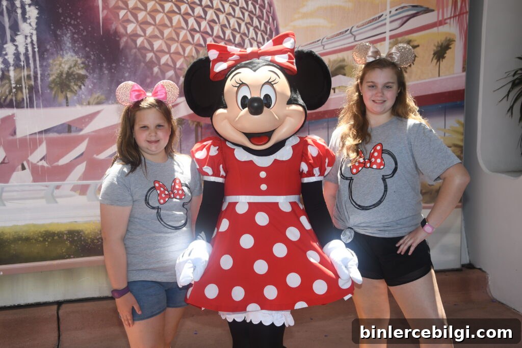 Minnie Mouse Meet and Greet at EPCOT