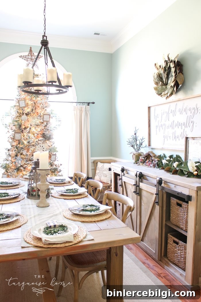Neutral Christmas Dining Room Ideas to Elevate Holiday Style 2 A Neutral Christmas Dining Room