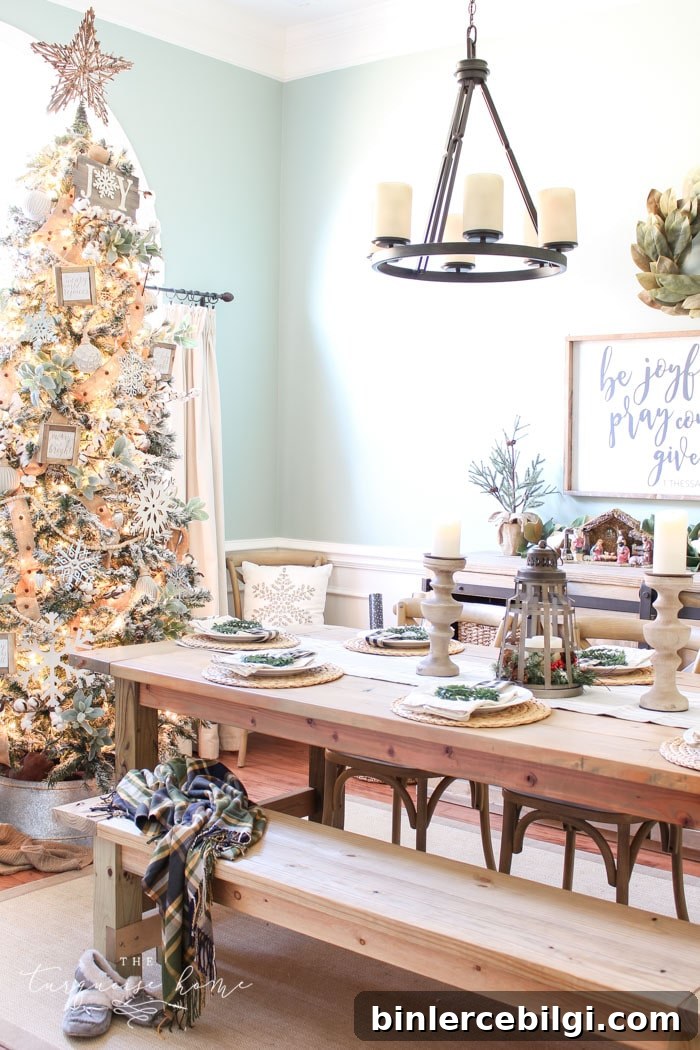 Neutral Christmas Dining Room Ideas to Elevate Holiday Style 6 A Neutral Christmas Dining Room