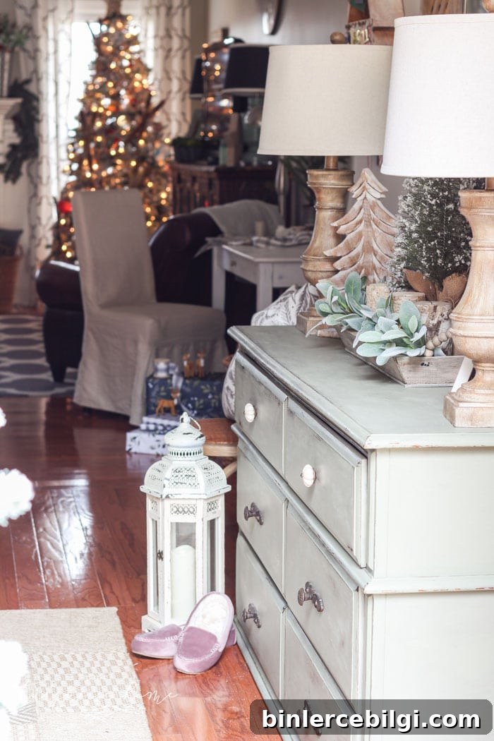 A neutral Christmas entry way - not too fussy or fancy!