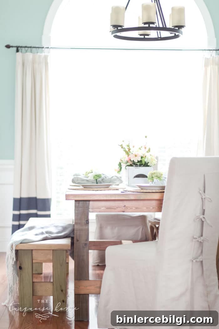 Farmhouse Spring Decorating in the Dining Room | Blue and Green spring decor