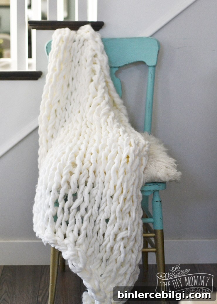 DIY Christmas Gifts: Chunky Knit Blanket