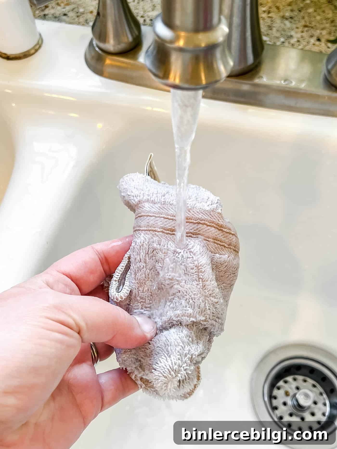 wet a rag to rub the paper off the wood slice