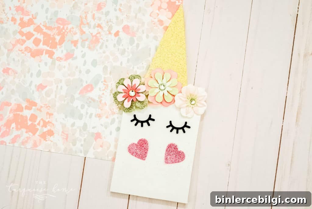 DIY Canvas Unicorn Craft - super easy and just 5 steps!