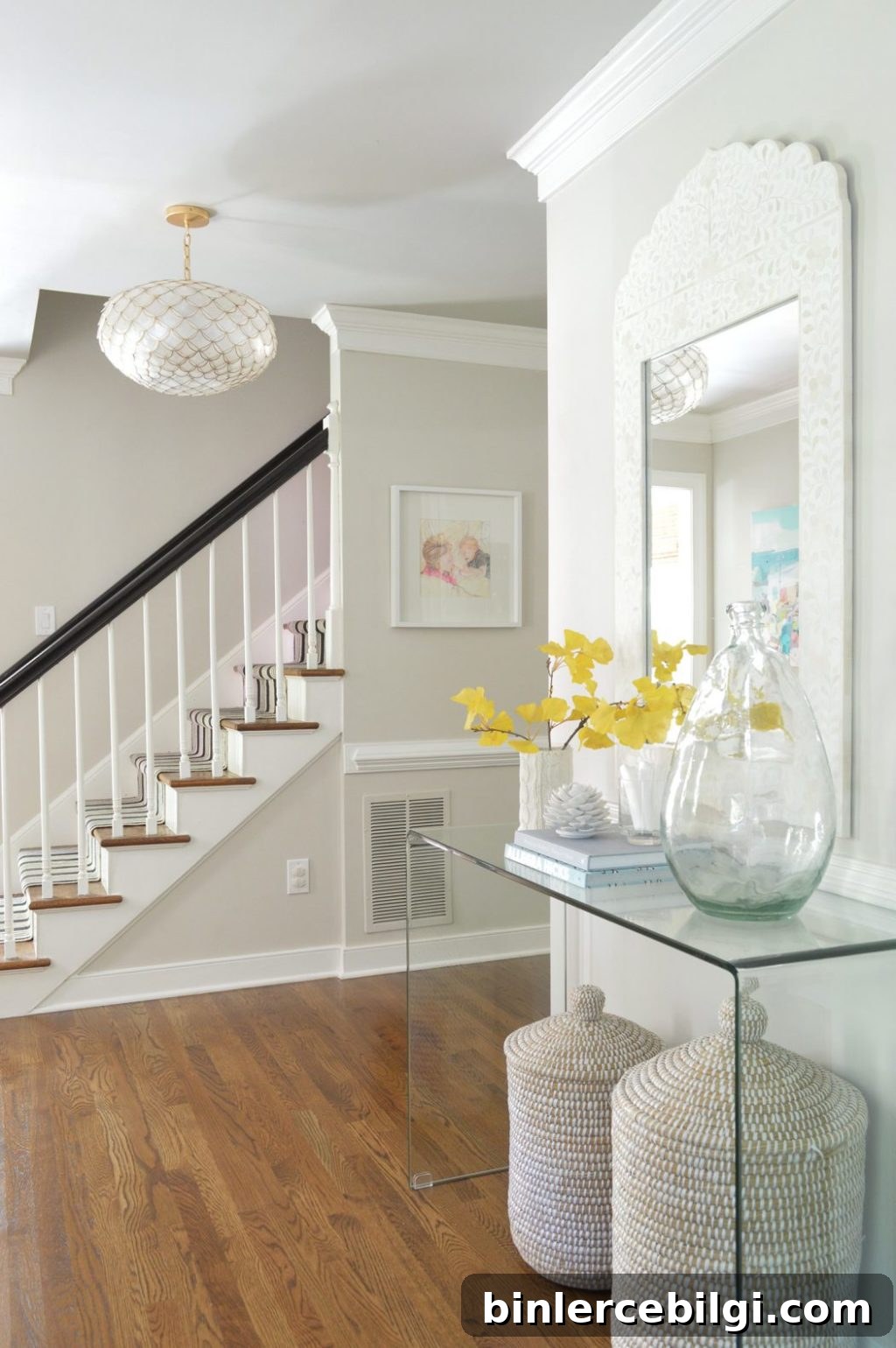 The Best Gray Paint Colors for Your Home -->> Edgecomb Gray in the entry way