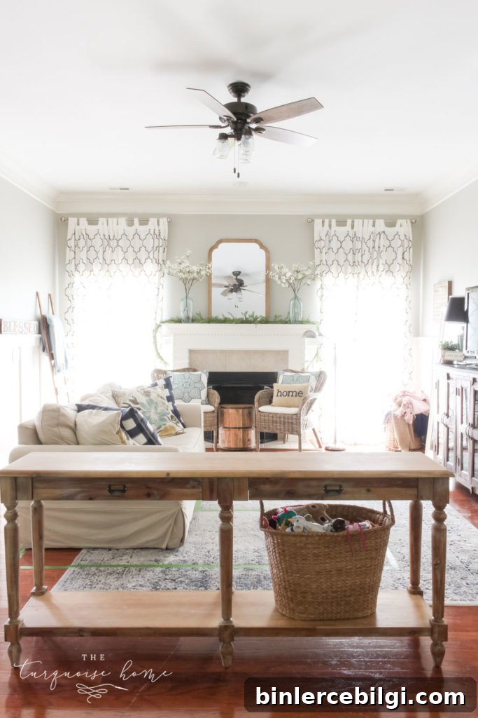 How to Choose a New Sofa and How to Put a Console Table Behind the Sofa
