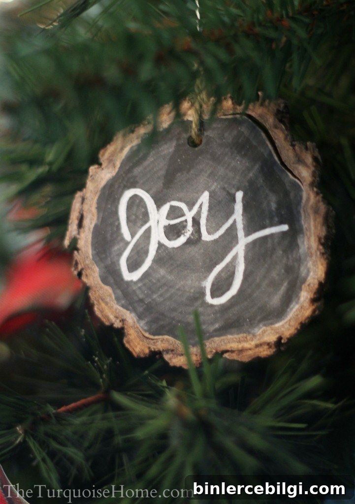 Chalkboard Wood-Slice Ornaments