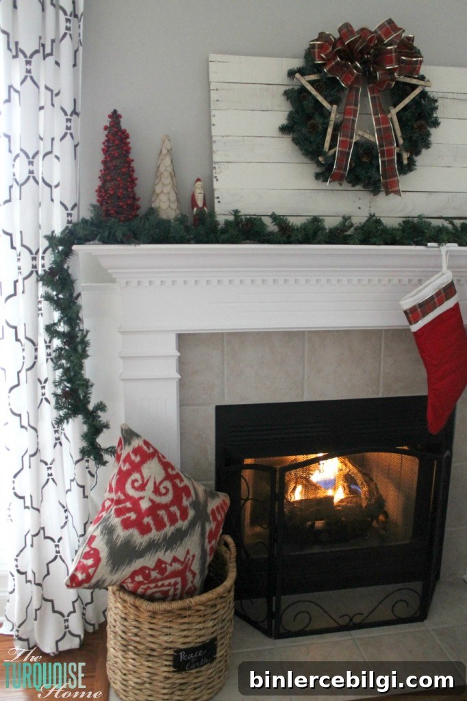 Traditional Red and Green Christmas Mantel Decor Ideas 4 nal Red and Green Christmas Mantel. Find out all the details at TheTurquoiseHome.com