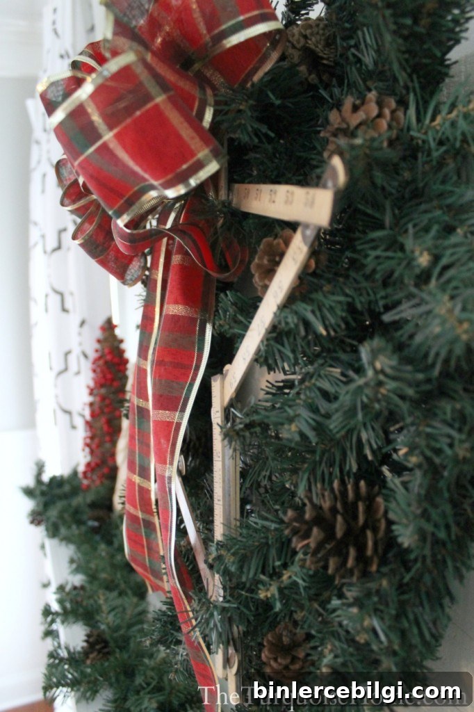 Traditional Red and Green Christmas Mantel Decor Ideas 5 Traditional Red and Green Christmas Mantel. Find out all the details at TheTurquoiseHome.com