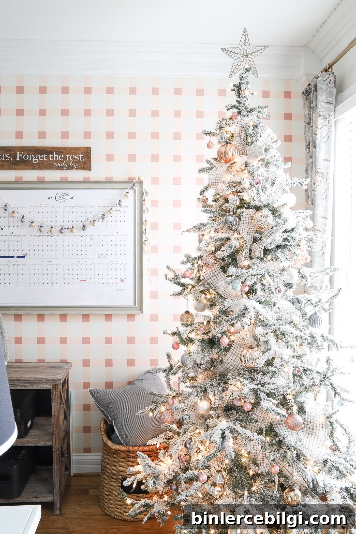 Blush Pink Christmas Decor