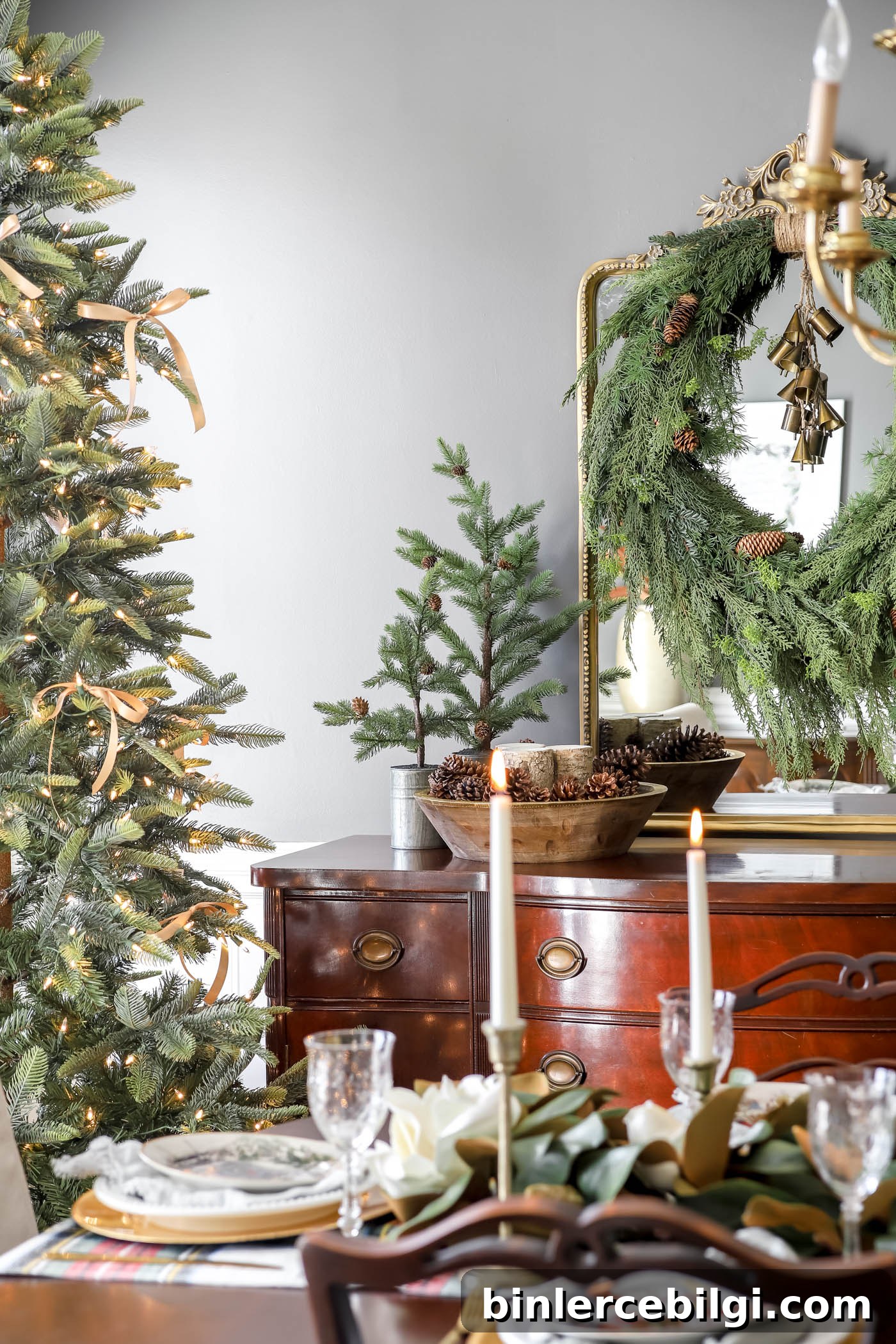 Christmas Dining Room Decor