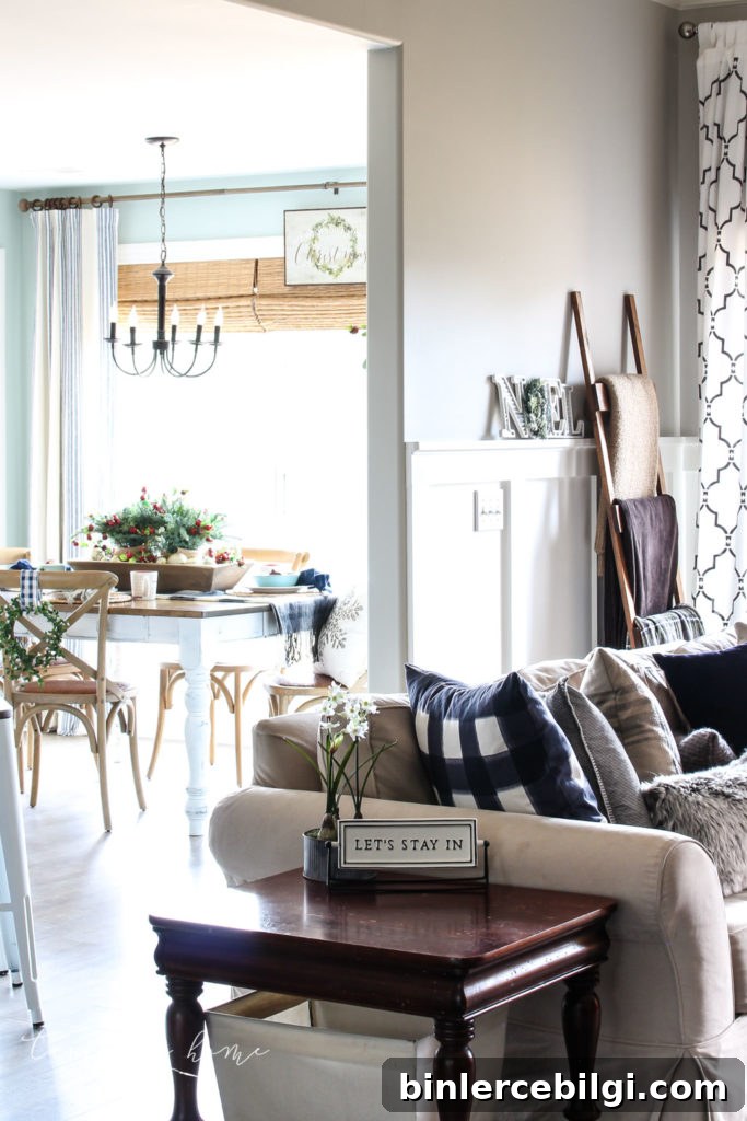 Farewell Christmas Home Tour: Inspiring Holiday Decor 5 Christmas Kitchen Table