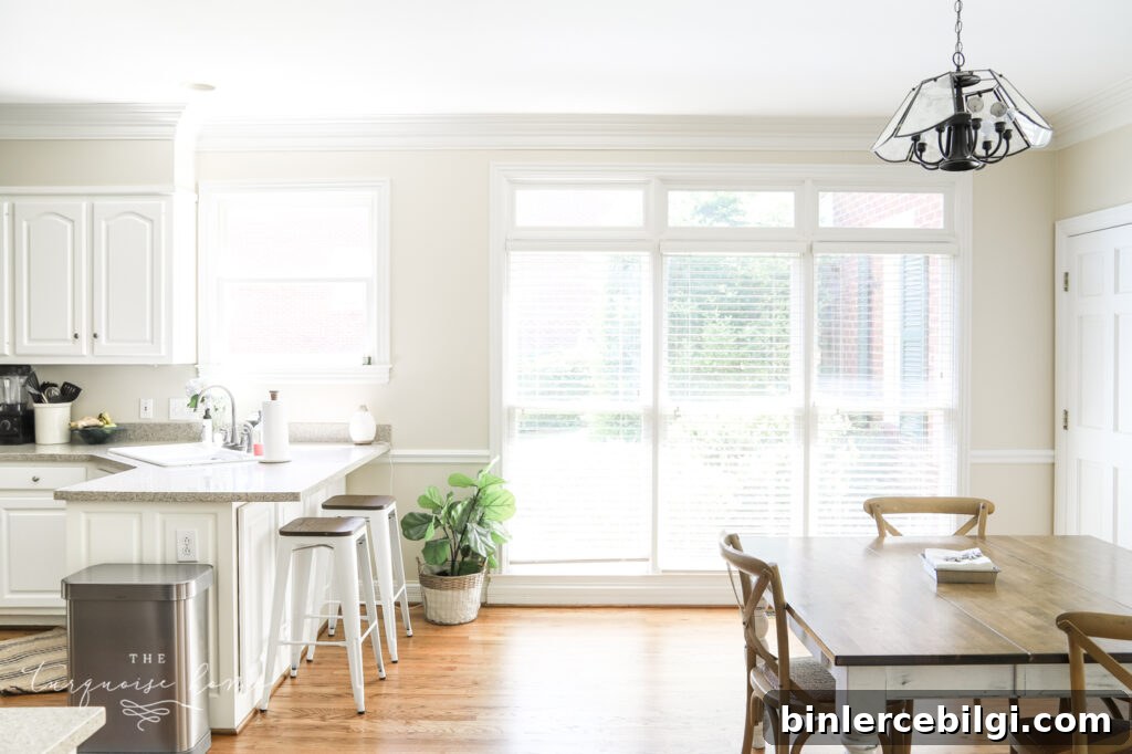 Traditional Kitchen with bar stools
