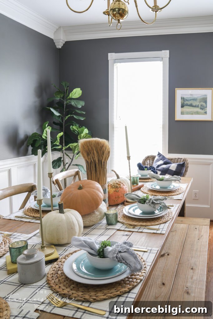 Simple Fall Dining Room Tablescape