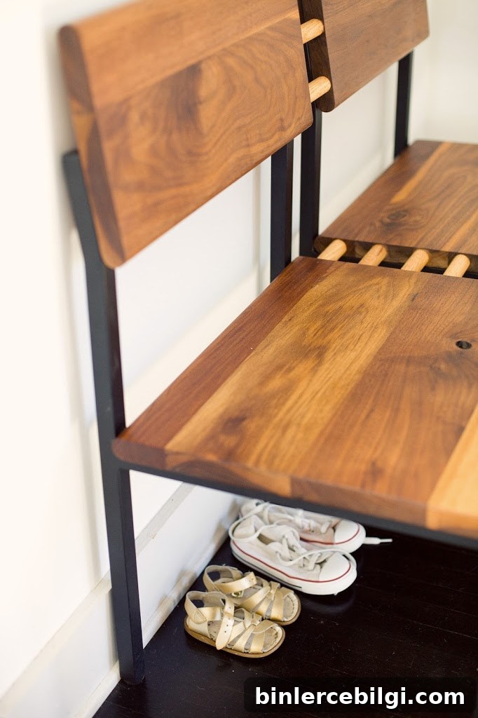 15 Clever Entryway Storage Ideas for Small Spaces 17 Customizable rail storage with hooks and baskets.