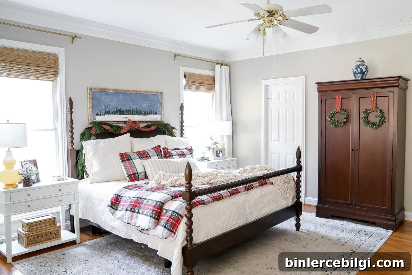 Christmas Bedroom Decor Ideas for a Cozy Holiday Retreat 2 Christmas Bedroom Decor Ideas