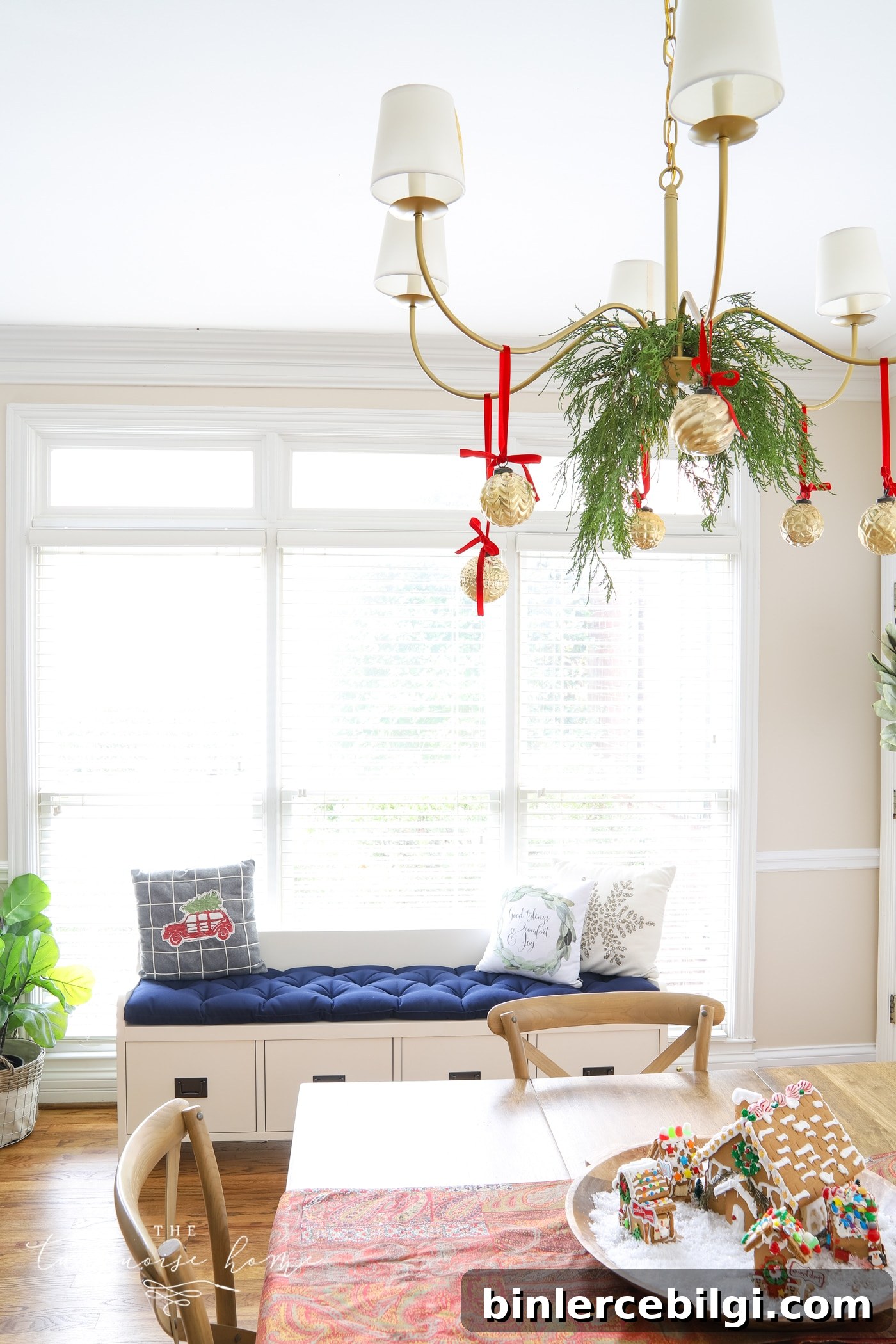 Christmas Pillows on the bench