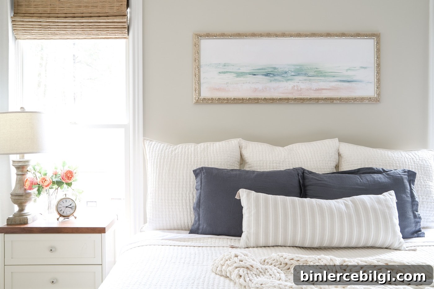 How to Layer Pillows on a Bed