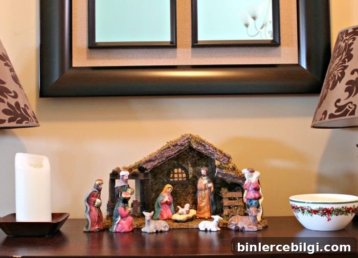Welcome to my Christmas Home Tour! Check out my rustic DIY and budget friendly Christmas Decorations and get tips on Decorating with a budget in mind. 
