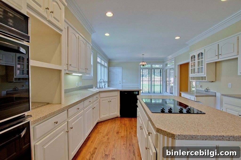 Kitchen with island